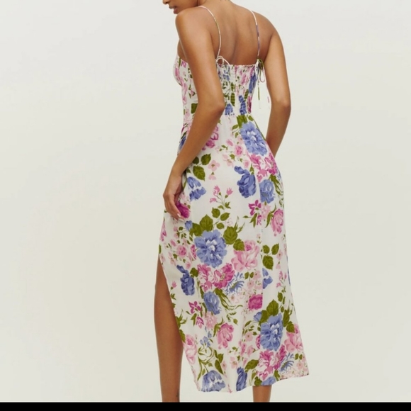 Reformation Kourtney Floral Midi Dress In Donna. 10 - Picture 13 of 13